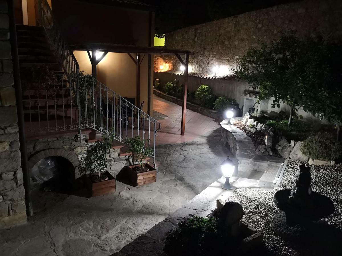 B&B Villa Martina Sardara Esterno foto